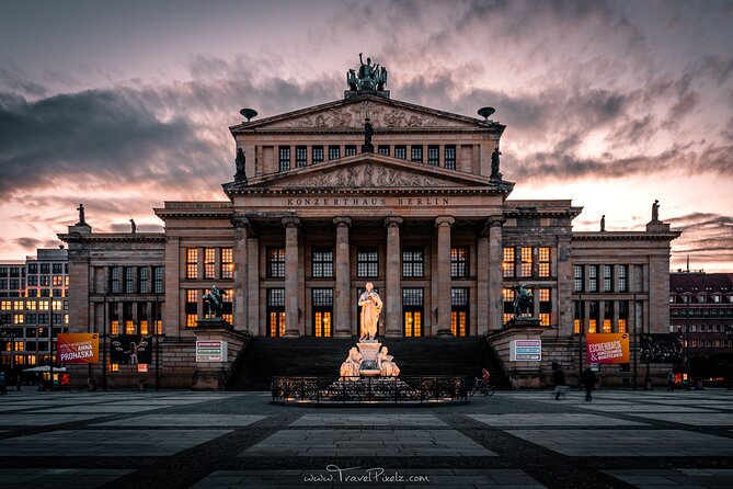 BERLIN PHOTO TOUR with a professional Photographer from Berlin - Meeting point and timing: how to prep so the walk goes smoothly