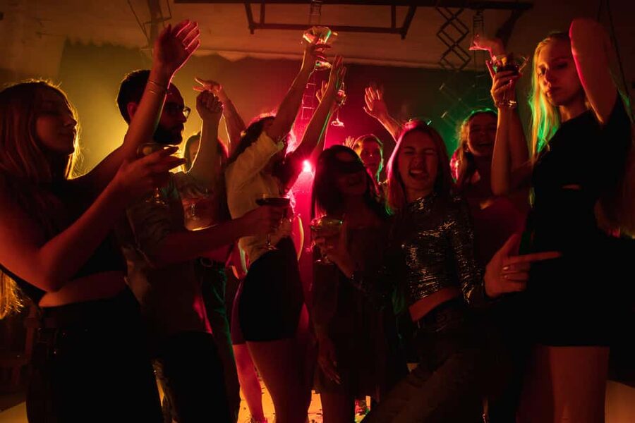 Berlin: Pub Crawl & Party with Free Shots & VIP Club Access - Bar stops and welcome shots: what to expect (and how to use them)