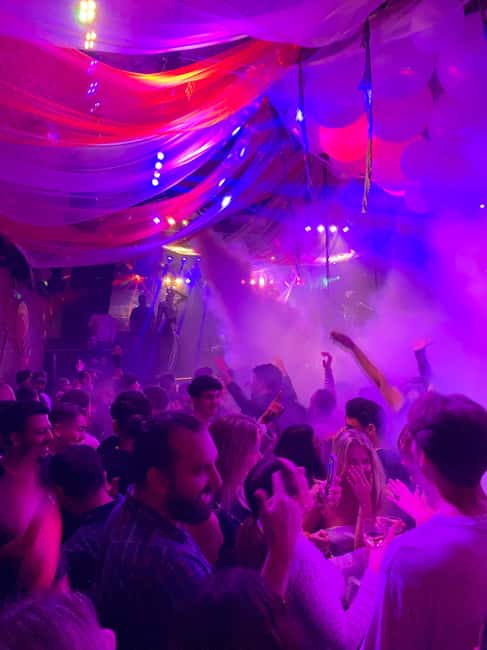 Berlin Pubcrawl: Shots, Party Games, Prices & VIP Club Entry - Who this tour fits best, and who should reconsider