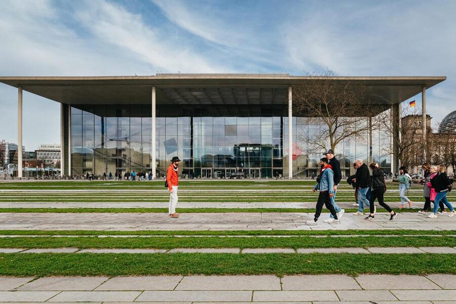 Berlin: Reichstag, Dome and Government District Guided Tour - Should You Book the Reichstag Dome and Government District Tour?