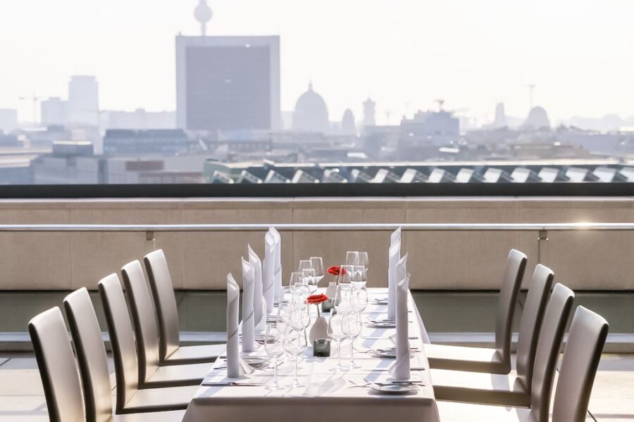 Berlin: Rooftop Lunch at the Reichstag's Käfer Restaurant - Views, Timing, and Comfort on the Roof Terrace