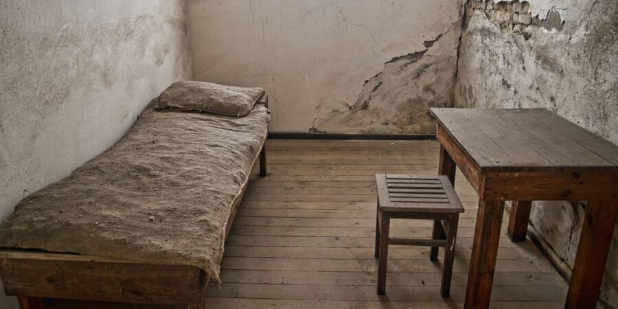 Berlin: Sachsenhausen Concentration Camp and Potsdam Tour - Potsdam free time: how to use your 45 minutes well