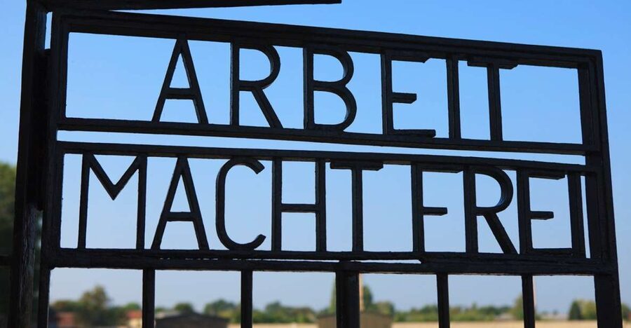Berlin: Sachsenhausen Memorial 6-Hour Tour in Spanish - Key points before you go
