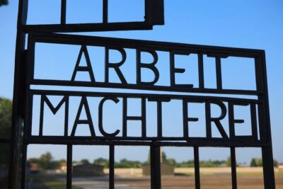 Sachsenhausen Memorial 6-Hour Tour in Spanish