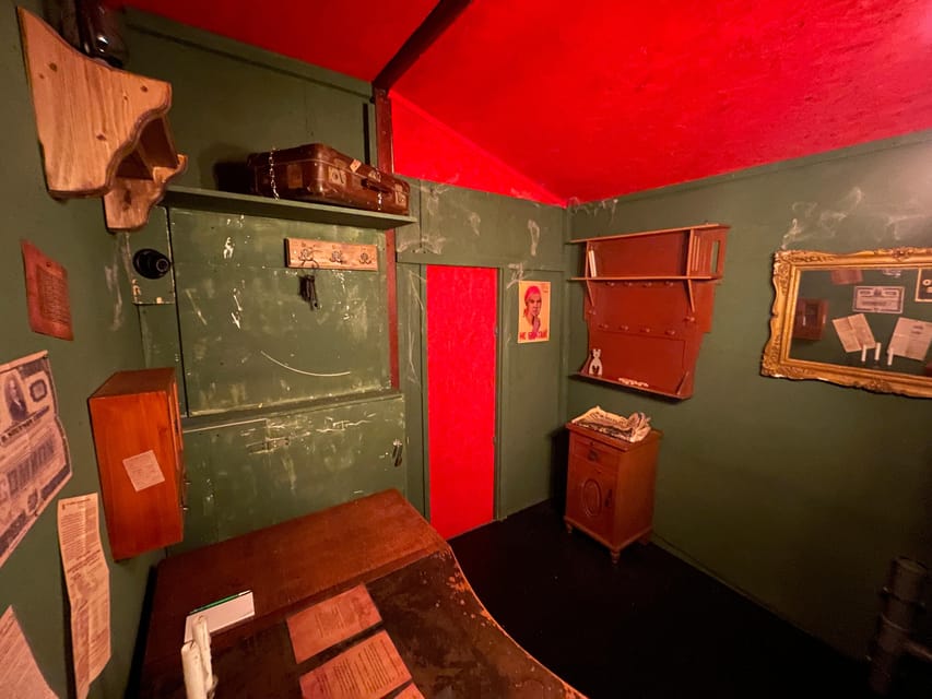 Berlin: “Shadow of the Rubber Duck” Escape Room Experience - Price and value: what $35 buys you in Berlin