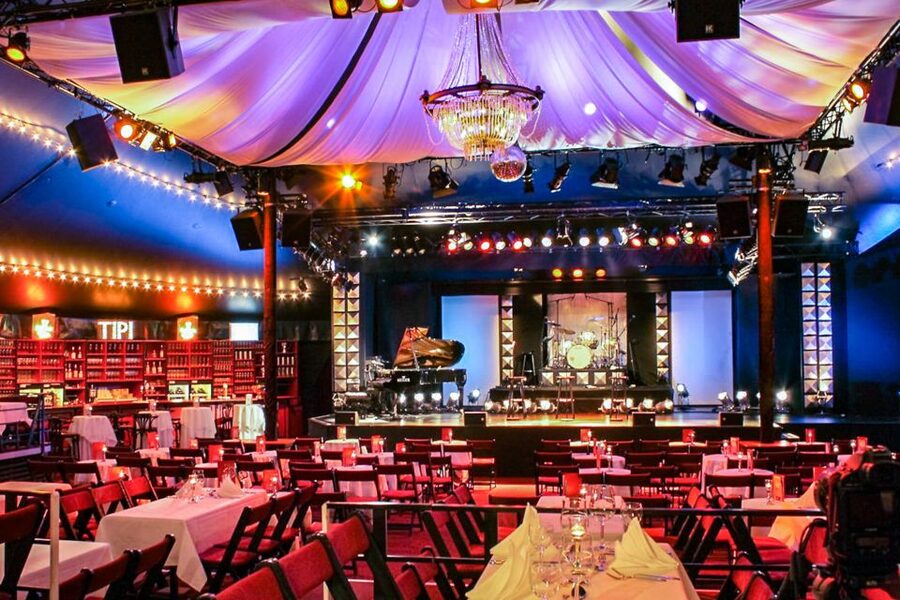 Berlin: Show at the Tipi am Kanzleramt - What you actually watch: cabaret, music, comedy, and more
