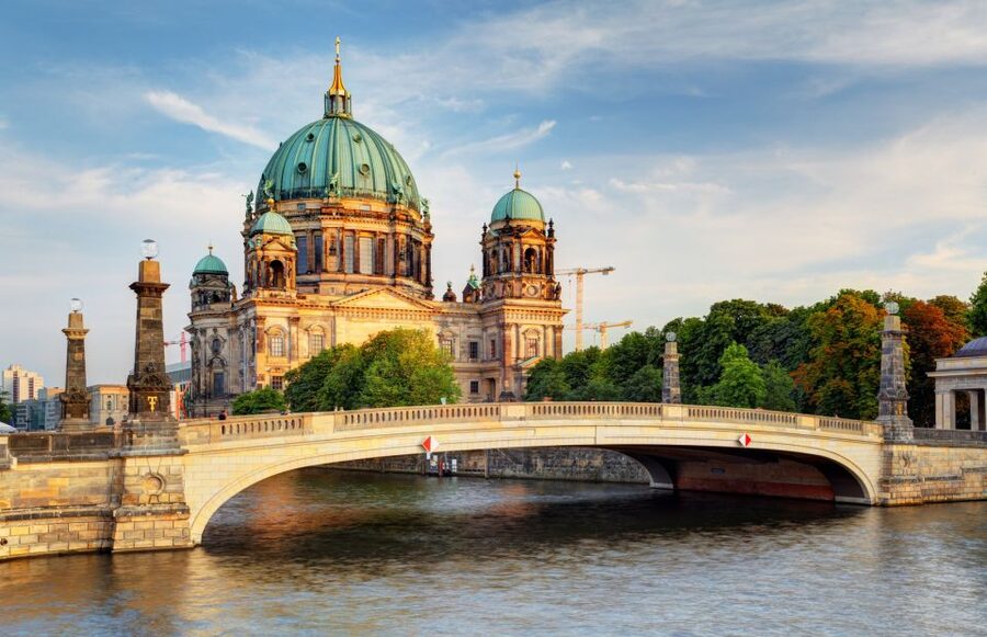 Berlin: Sightseeing Walking Tour of the Top 20 Attractions - Key things I’d zero in on before you go