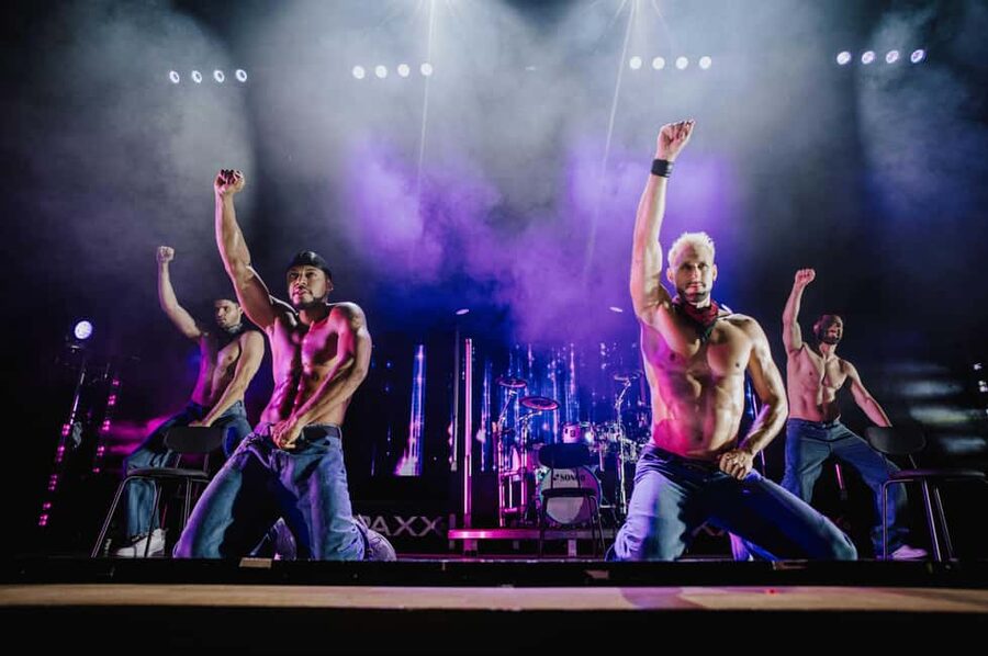 Berlin: SIXX PAXX Men´s Performing Arts Show - FAQ