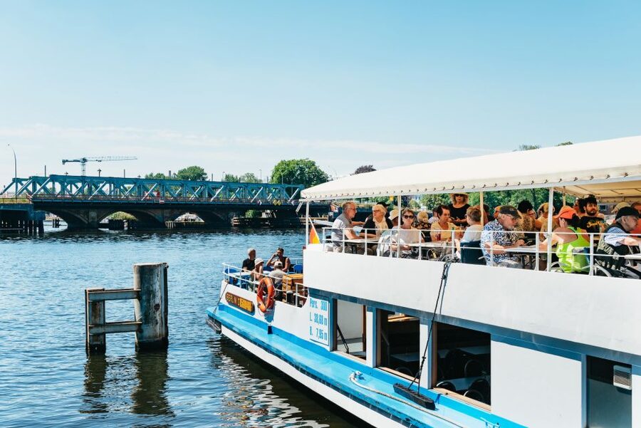 Berlin: Spree Boat Tour to Müggelsee - A Spree-to-Müggelsee cruise that actually feels like a break