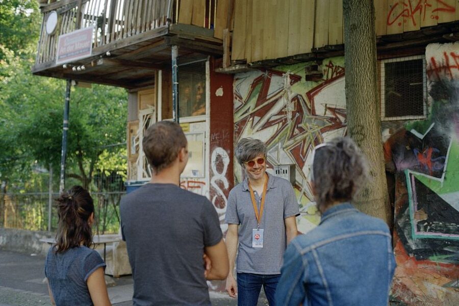 Berlin: Street Art and Alternative Tour - Duration, group size, and why 3 hours is the right amount of time