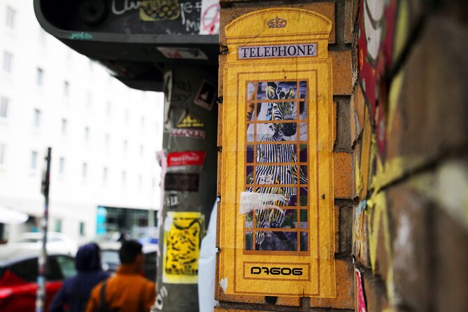 Berlin Street Art & Graffiti Walking Tour - Photos, comfort, and small practical tips