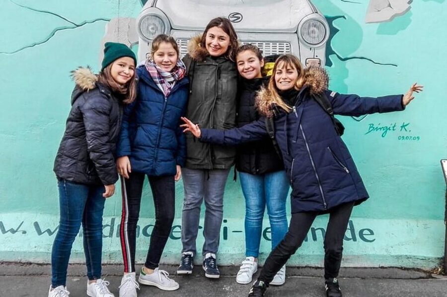 Berlin: Third Reich & Cold War Walking Tour - Berlin Wall Stories: 1961 Construction and Escape Attempts