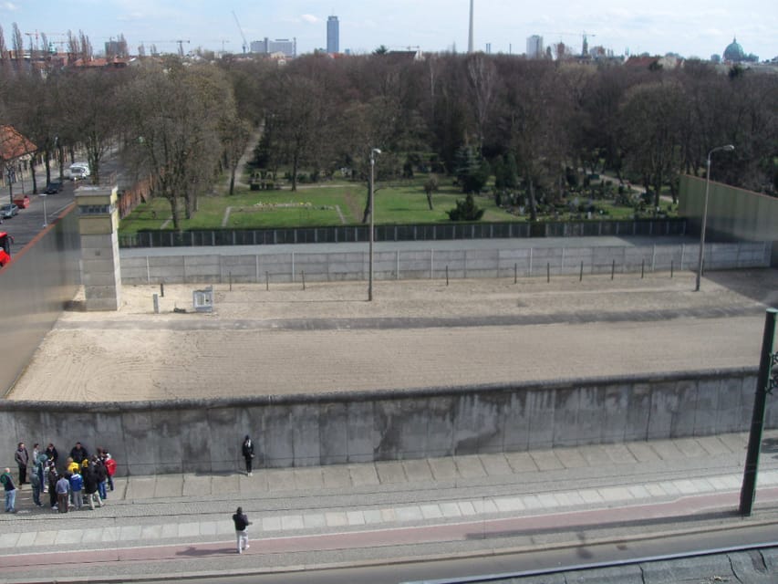 Berlin Wall History Small Group Cycling Tour - What to expect on the bike, and how to prepare