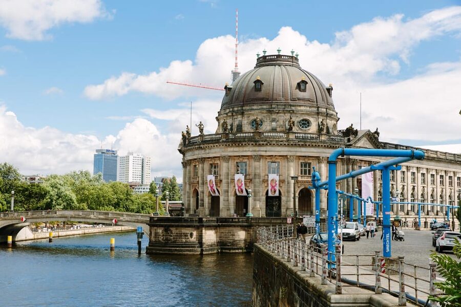 Best of Berlin E-Bike Tour - Timing, weather, and what to bring for a smooth ride
