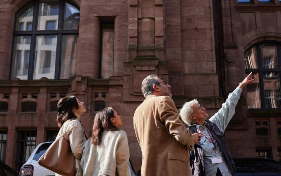 Best of Düsseldorf – The Highlight-Tour - Königsallee: the boulevard that shapes the city’s vibe