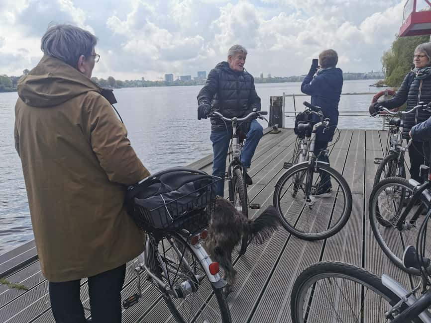 Bike tour around the Alster - Celebs, water, and nature - Kennedy Bridge wrap-up: Outer and Inner Alster in equal measure