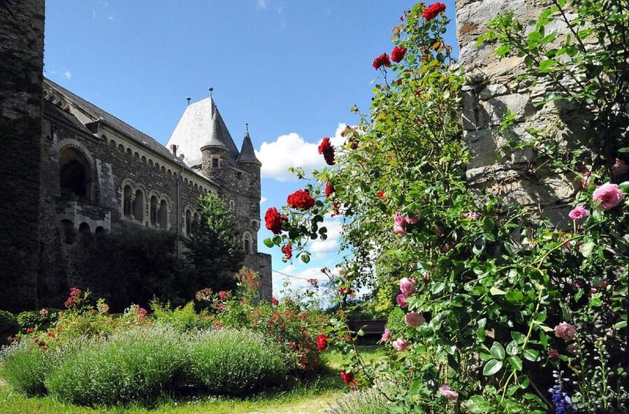 Braunfels: Guided Tour of the Fairytale Castle Braunfels - Meet at the Ticket Checkout, Then Get Your Tickets Ready