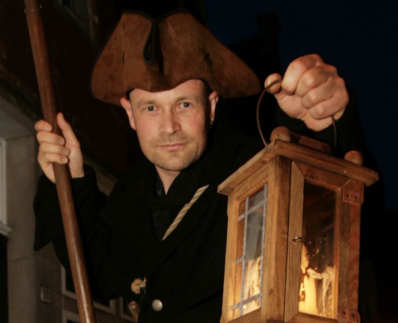 Bremen: Night Watchman Guided Tour for Children (in German) - Who should book this Bremen night watchman tour, and who might not