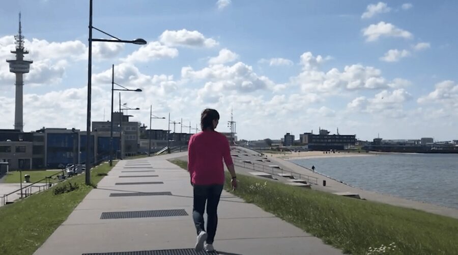 Bremerhaven: Sailor's yarn, legends and sea walking tour - Walking the haven city by foot, in real weather
