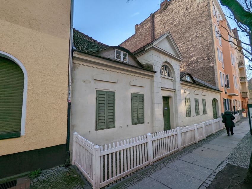 Charlottenburg: 2-Hour City Walking Tour - Price and value: is $23 for 2 hours a good deal?