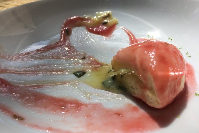 Classic Bites and Culinary Trends Neighborhood Food Tour in Berlin - Pacing, group size, and getting there without stress