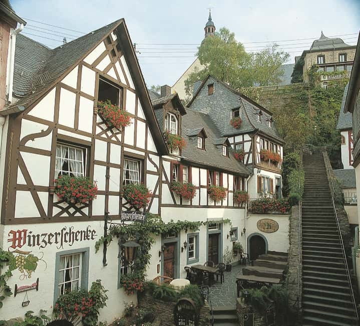 Cochem, Moselle: Boat – Beilstein, meal, wine and liqueur tasting - First leg on the Moselle: boat ride from Cochem to Beilstein