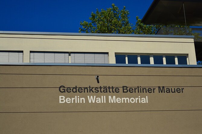 Cold War, Berlin Wall, Spies and the East Side Gallery - Brandenburg Gate, from division symbol to peace icon