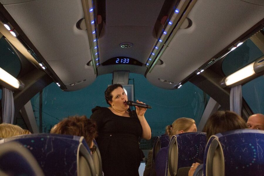 Cologne: 1.5-Hour Comedy Bus Tour - Key things I’d watch for before you book