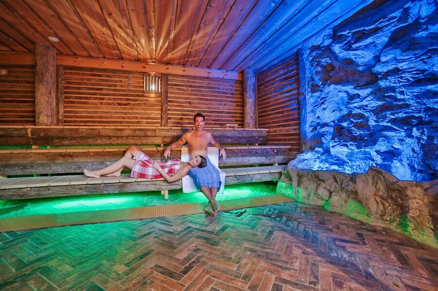 Cologne: 1-day ticket for the Aqualand adventure pool including sauna world - Key things to know before you go