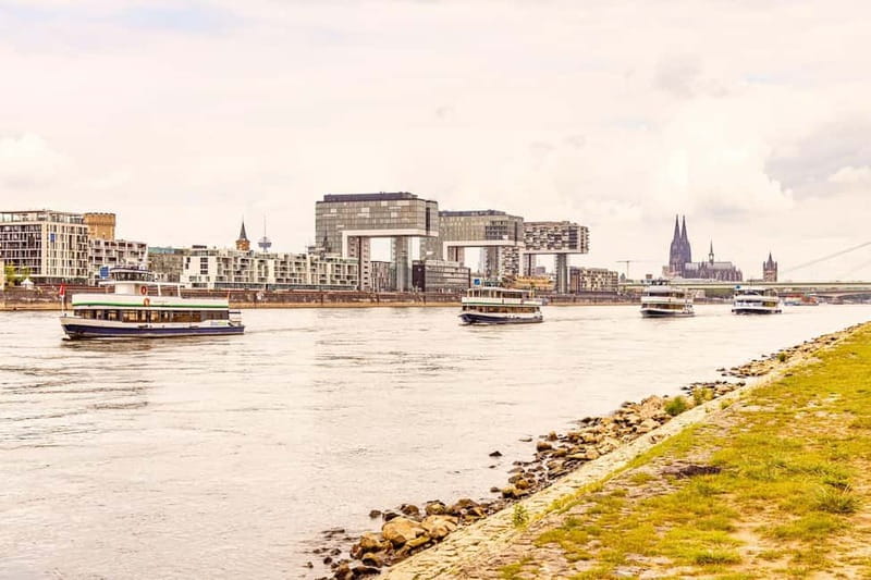Cologne: 1-hour Rhine Cruise in Cologne - Cologne from the water, in just 60 minutes