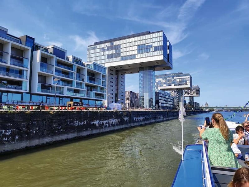 Cologne: 1-hour Rhine Cruise in Cologne - The route you will actually see: Cathedral, Old Town, Rheinauhafen, Rodenkirchen