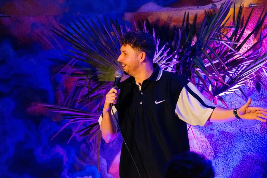 Cologne: Best Stand-up-Comedy with laugh guarantee - Laugh Style: Adult Comedy That Sometimes Pushes Boundaries