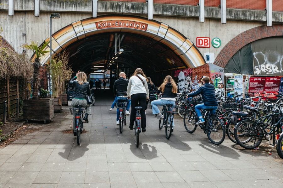 Cologne: Ehrenfeld Street Art Bike Tour - The Middle of the Tour Works Like a Living Classroom