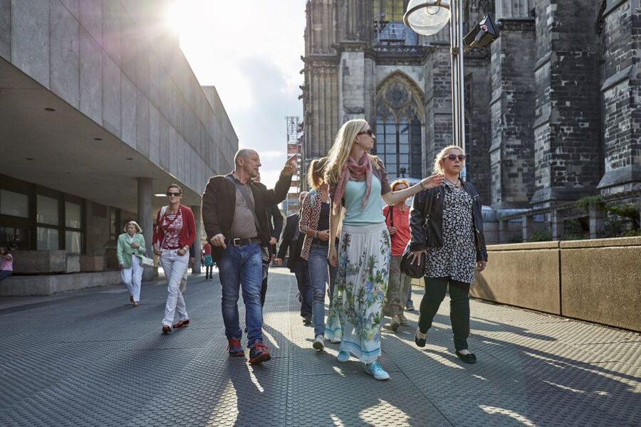 Cologne: Guided Highlights Tour - Kreuzblume meeting point, and how to make it painless