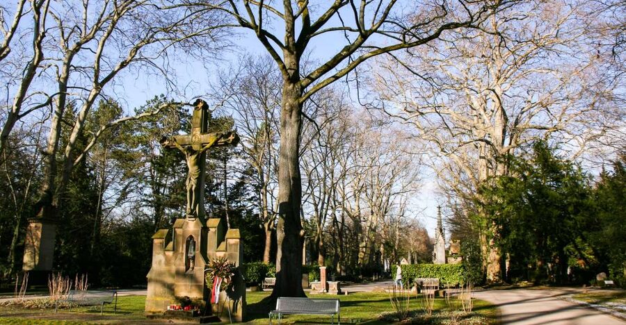 Cologne: Guided Tour of Melatenfriedhof - Key things you’ll remember