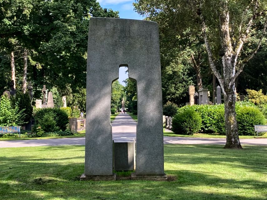 Cologne: Guided Tour of Melatenfriedhof - The big story first: execution site to leprosy ward to cemetery