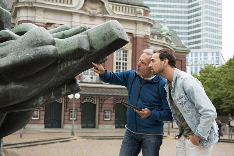 Cologne Old Town: Outdoor Escape Game - Team strategy that actually helps you finish