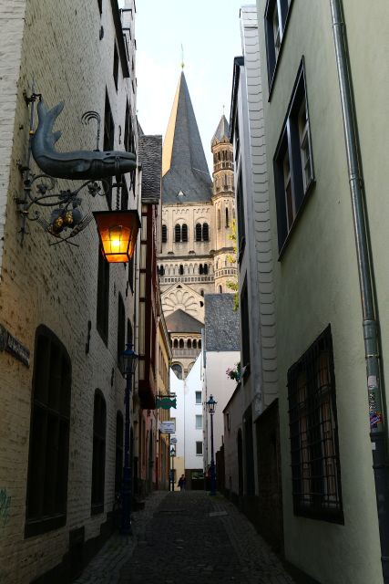 Cologne: Private Walking Tour of City Center - The Dionysus Mosaic and the Roman-Germanic Museum connection
