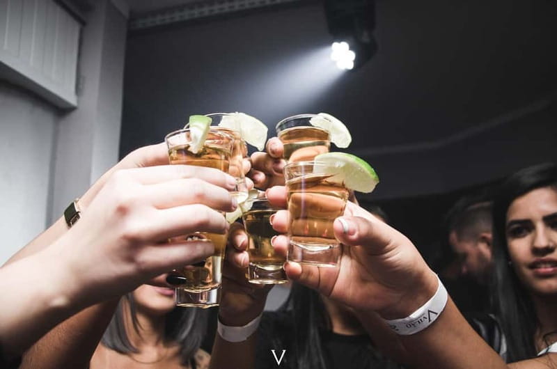 Cologne Pub Crawl - 4 Locations, Shots & Club Entry - Walking Time, Carnival Crowds, and Staying Flexible