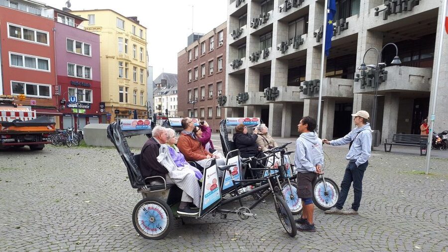 Cologne: Rickshaw Sightseeing Tour - Why a Rickshaw Tour Makes Cologne Make Sense Fast
