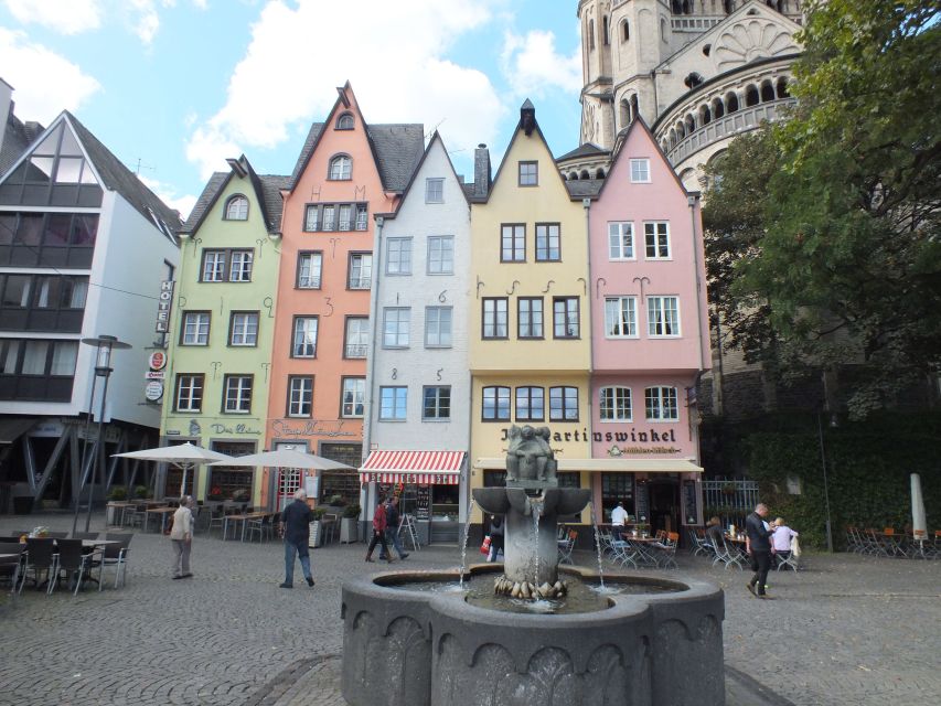 Cologne: Sagen- und Histörchentour in German - Following the devil and Meister Gerhard through the Cologne storyline