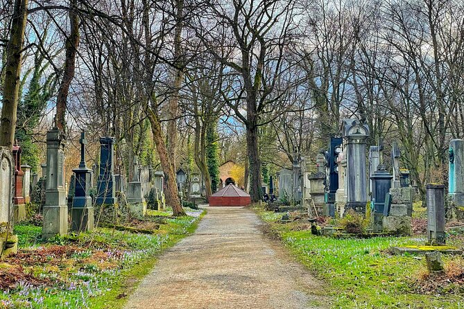 Death and Chocolate: Walking Tour of Munich's Old South Cemetery - Key things to know before you go