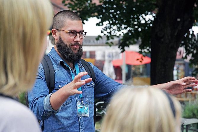 Discover Berlin Half-Day Walking Tour - Stadtschloss to Berlin Cathedral area: royal buildings, civic power, and city shape