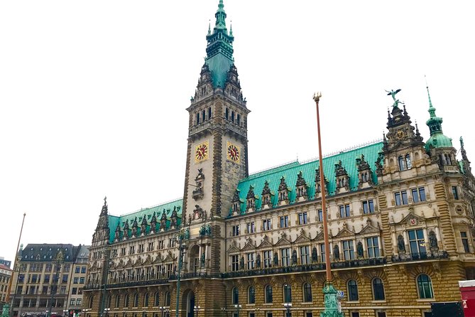 Discover Hamburg Walking Tour - Deichstrasse: Medieval Streets, the Great Fire, and Red Brick Kontor Houses