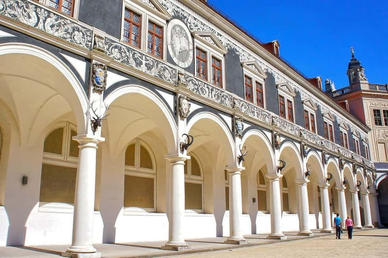 Dresden: City & Semperoper Guided Walking Tour - Semperoper Guided Tour: Court Opera And Music History In One Ticket