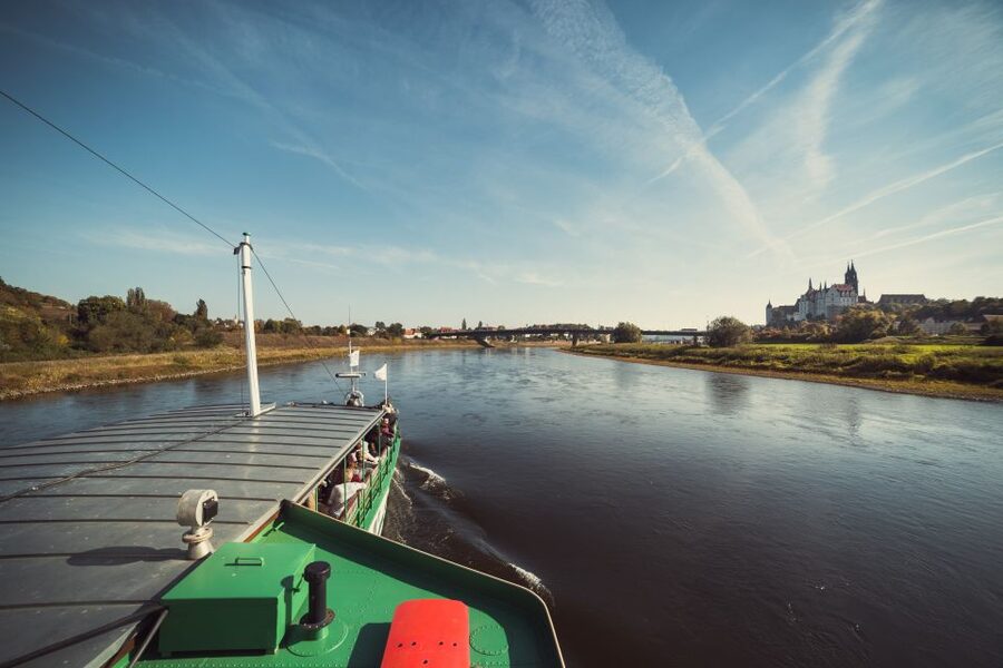 Dresden: Elbe River Cruise to Meissen - Seeing Scharfenberg Palace and Siebeneichen Palace Without Overplanning