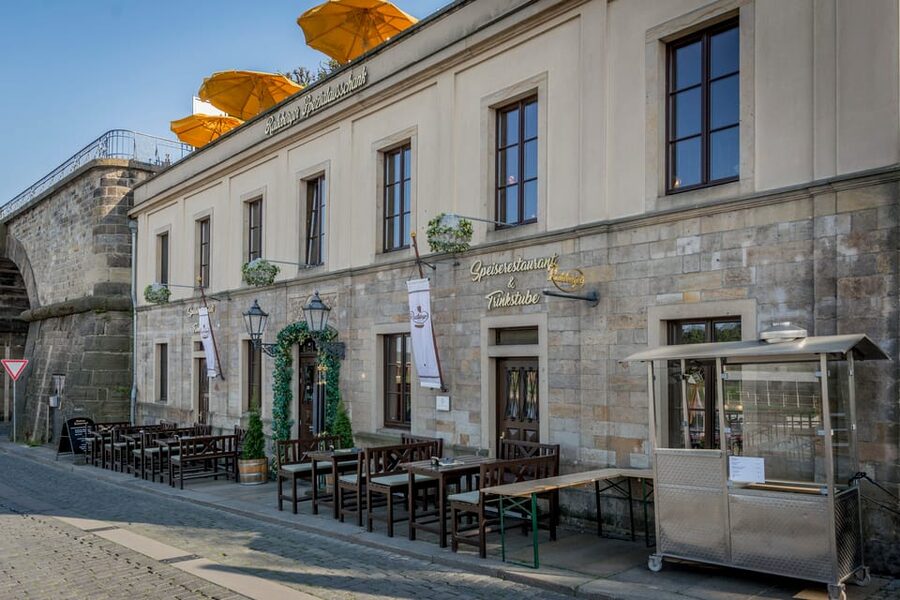 Dresden: Guided Beer Tour of the Historic Old City - Pulverturm brewer’s feast: the big finish for hungry beer lovers