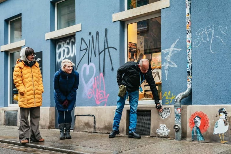 Dresden: Neustadt District Street Art Guided Walking Tour - Old façades and new art: why Wilhelminian architecture matters here
