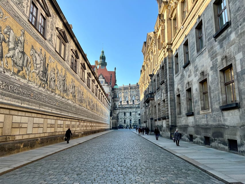 Dresden Old Town - Guided Walking Tour in English - Hofkirche and Semperoper: baroque ambition in everyday form