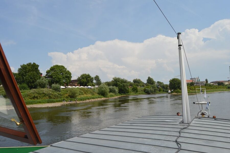 Dresden: Paddle Steamer Cruise & Canaletto View - Canaletto View sneak peek: how to spot the moment